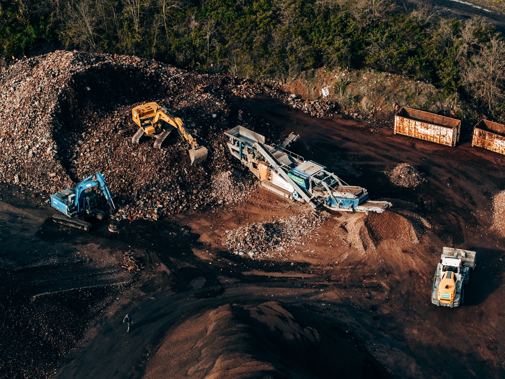 Concassage-criblage sur l’ancien site de la cokerie d’Ougrée pour le compte de Wanty et Arcelor Mittal